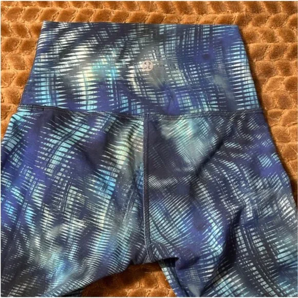 Like New Lululemon Wunder Train High-Rise Tight 25" Foil Flux Blue Leggings 2 - Picture 4 of 8